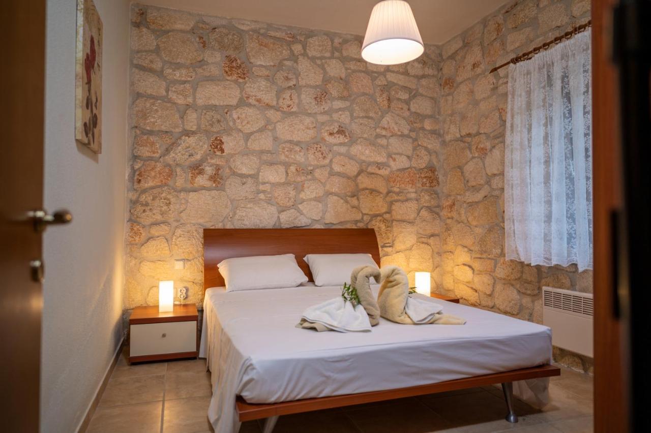 Jordan'S Stone House Siviri Exterior foto