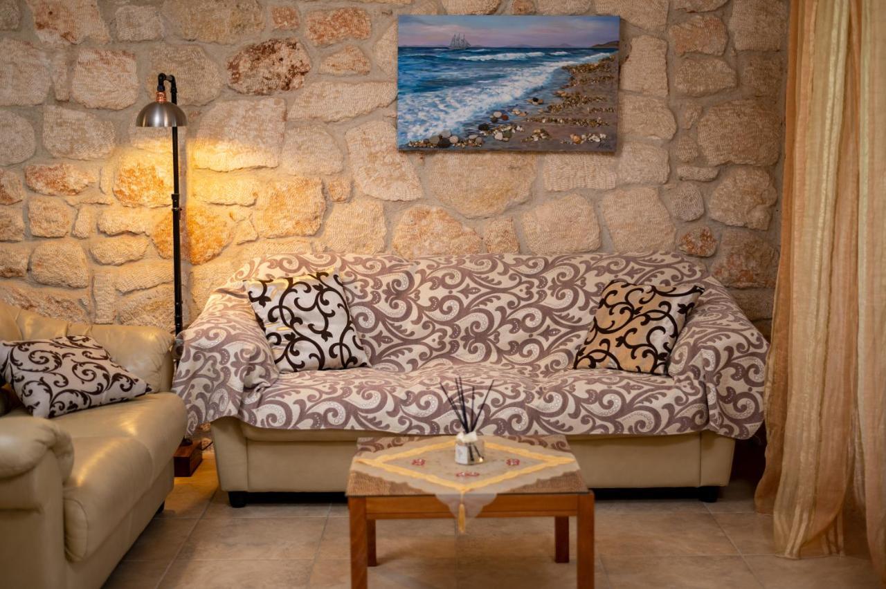 Jordan'S Stone House Siviri Exterior foto
