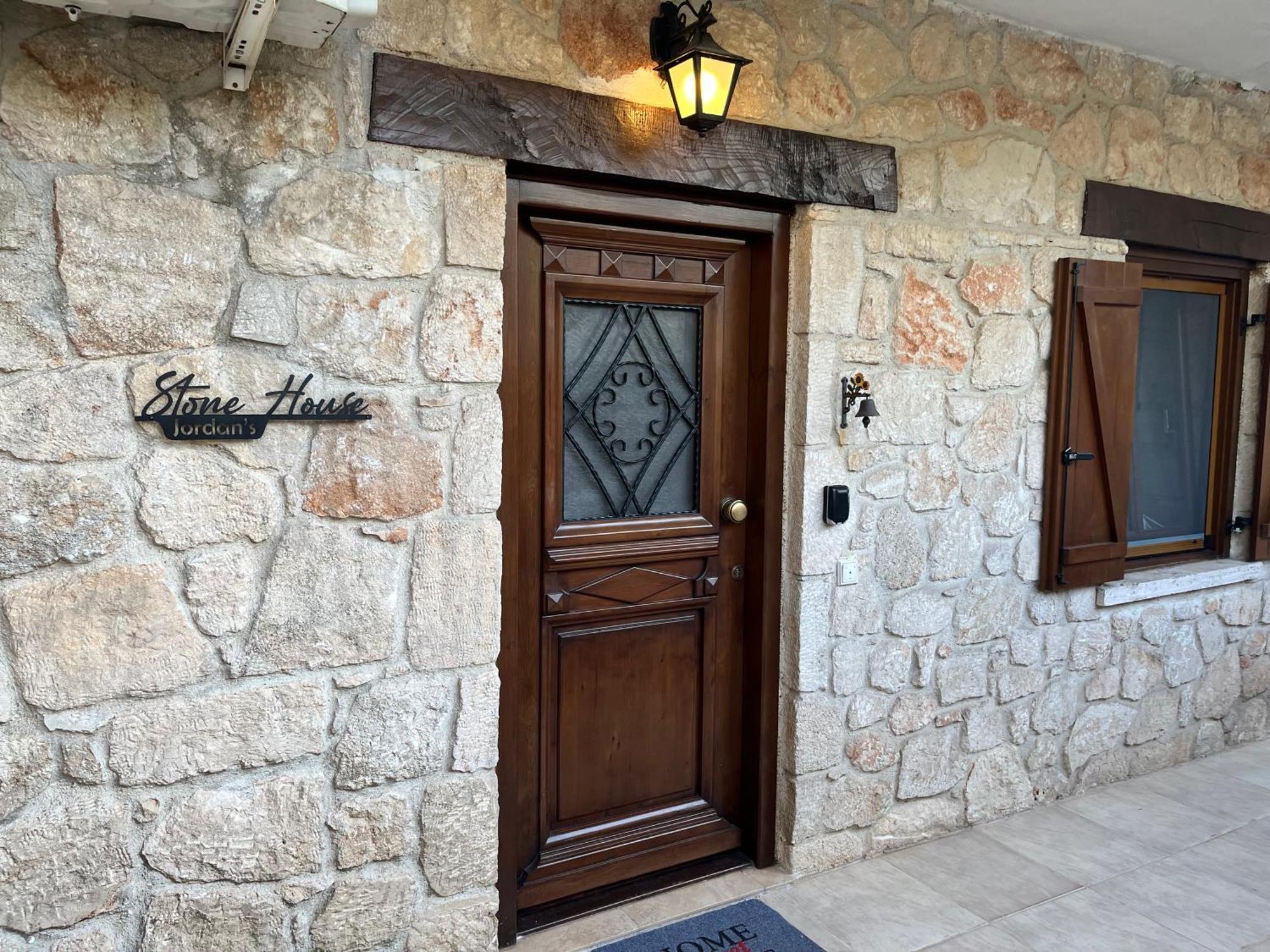 Jordan'S Stone House Siviri Exterior foto