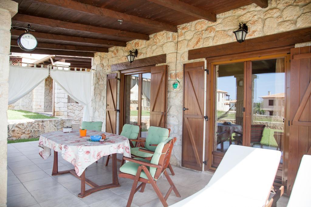 Jordan'S Stone House Siviri Exterior foto