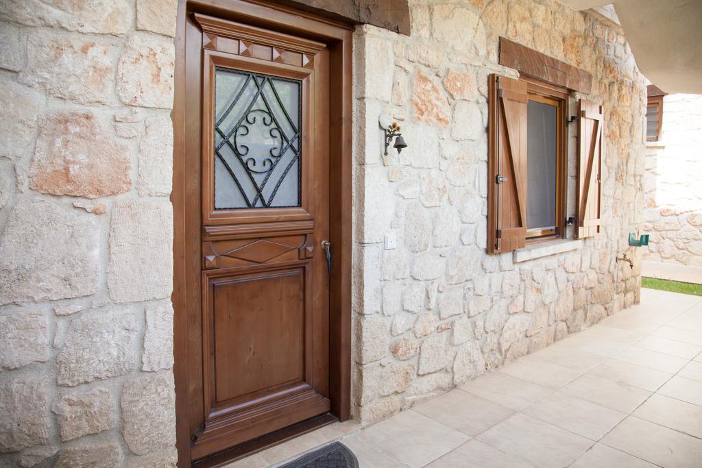 Jordan'S Stone House Siviri Exterior foto